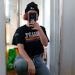 Meet your Posher, Danika